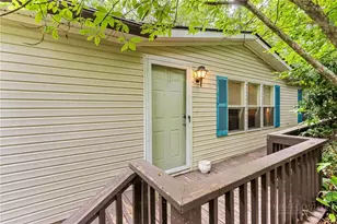 451 Laurelwood Ln, Boone, NC 28607 - Photo 3