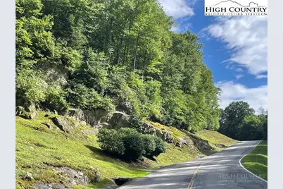 405 Firethorn Trail, Blowing Rock, NC 28605 - Photo 9