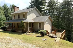 240 Hiview Dr, Blowing Rock, NC 28605 - Photo 3
