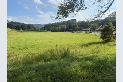103 S Jefferson #A, West Jefferson, NC 28694 - Photo 5