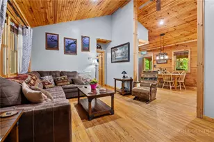 2417 Russ Norris Rd, Elk Park, NC 28622 - Photo 21