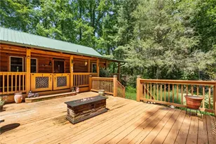 2417 Russ Norris Rd, Elk Park, NC 28622 - Photo 9