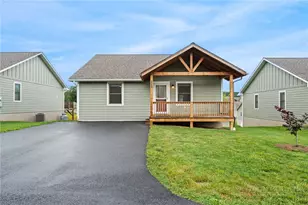 555 Townhomes Pl, Boone, NC 28607 - Photo 1