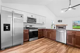 555 Townhomes Pl, Boone, NC 28607 - Photo 11
