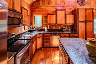10 Valley Ln, Newland, NC 28657 - Photo 11