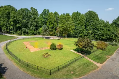 840A Dogwood, Lenoir, NC 28645 - Photo 37