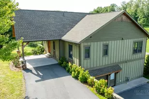 128 Snow Fox Ln, Banner Elk, NC 28604 - Photo 31