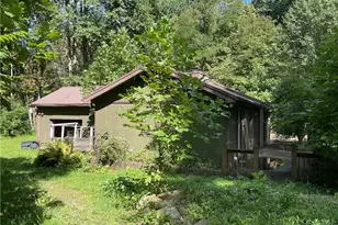 636 Dark Hollow Rd, Elk Park, NC 28622 - Photo 19