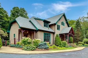201 Grandwood Ln, Blowing Rock, NC 28605 - Photo 3
