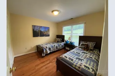 312 Glenwood Drive, Jefferson, NC 28640 - Photo 11