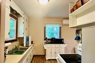 319 Walnut Hills Cir, Crumpler, NC 28617 - Photo 7