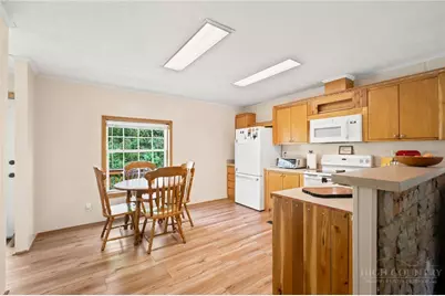 8807 Nc Hwy 194 N, Todd, NC 28684 - Photo 5
