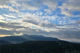 303 Sugar Top Dr, Sugar Mountain, NC 28604 - Photo 23