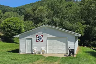 611 Rose Rd, Laurel Springs, NC 28644 - Photo 27
