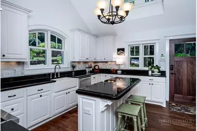 191 Chestnut Drive, Blowing Rock, NC 28605 - Photo 11