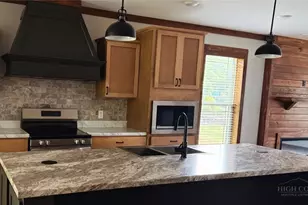 823 Flat Rock Rd, Crumpler, NC 28617 - Photo 11
