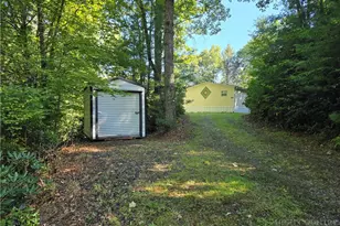 199 Valley Ln, Fleetwood, NC 28626 - Photo 3