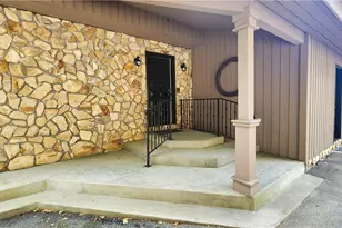 625 E Old Turnpike Rd, Banner Elk, NC 28604 - Photo 3