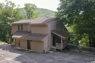 625 E Old Turnpike Rd, Banner Elk, NC 28604 - Photo 43