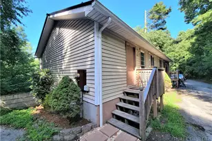 323 Mountain Aire Ln, Boone, NC 28607 - Photo 5