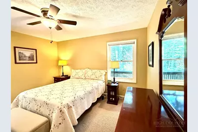 310 Country Lane, Newland, NC 28657 - Photo 13