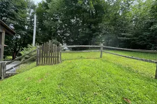 310 Country Ln, Newland, NC 28657 - Photo 33