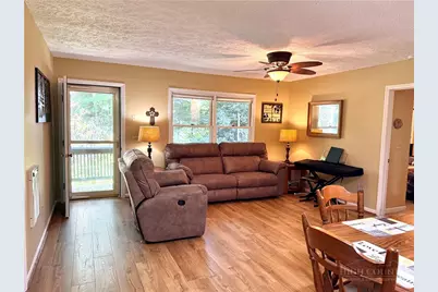 310 Country Lane, Newland, NC 28657 - Photo 5