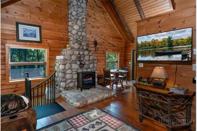 3925 Blackberry Crest Lane, Lenoir, NC 28645 - Photo 7
