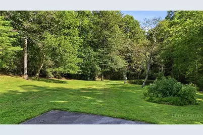 2472 Flat Top Road, Blowing Rock, NC 28605 - Photo 5