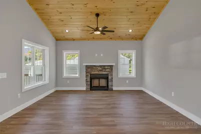 102 Faw Roland, Jefferson, NC 28640 - Photo 9
