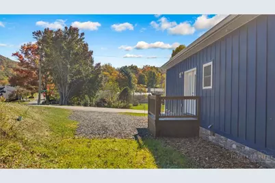 102 Faw Roland, Jefferson, NC 28640 - Photo 33