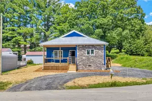 102 Faw Roland, Jefferson, NC 28640 - Photo 1