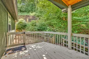 393 Green Cove Rd, Sugar Mountain, NC 28604 - Photo 33