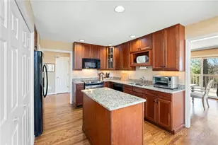 117 Sorrento Park Dr, Blowing Rock, NC 28605 - Photo 15