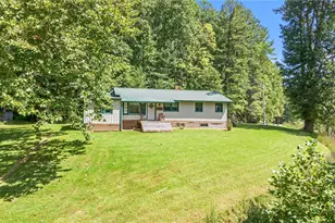 1446 Deacon Rd, Grassy Creek, NC 28631 - Photo 7