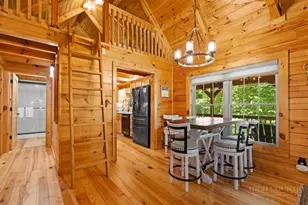 689 Sugar Mountain Dr, Sugar Mountain, NC 28604 - Photo 7