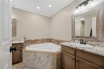 40 Candlewick Cove, Taylorsville, NC 28681 - Photo 27