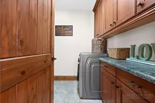 138 Springhouse Dr, Elk Park, NC 28622 - Photo 23