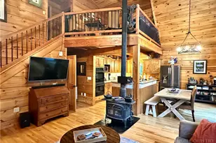 188 Lexington Dr, Fleetwood, NC 28626 - Photo 5