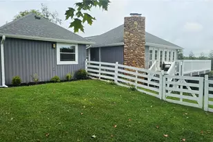 1639 Memorial Park Dr, Sparta, NC 28675 - Photo 3