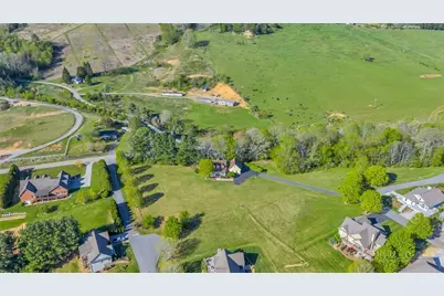 153 Knollview Place, Jefferson, NC 28640 - Photo 3