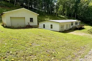 214 Thompson Hollow Rd, Vilas, NC 28692 - Photo 21