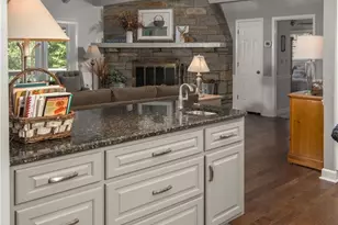362 Mistletoe Ln, Blowing Rock, NC 28605 - Photo 9