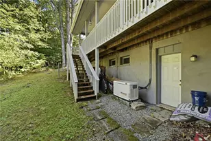 915 Balsam Dr, Newland, NC 28657 - Photo 17