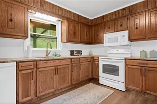 1044 US Hwy 321, Sugar Grove, NC 28679 - Photo 27