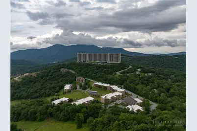 303 Sugar Top Drive #2301, Sugar Mountain, NC 28604 - Photo 1