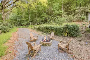 158 Riverview Ln, Blowing Rock, NC 28605 - Photo 3