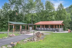 568 Deer Run Rd, Purlear, NC 28665 - Photo 49