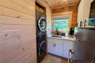111 Almost Heaven, Boone, NC 28607 - Photo 7