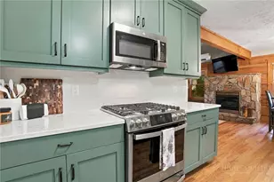 200 Apple Ridge Ln, Blowing Rock, NC 28605 - Photo 13